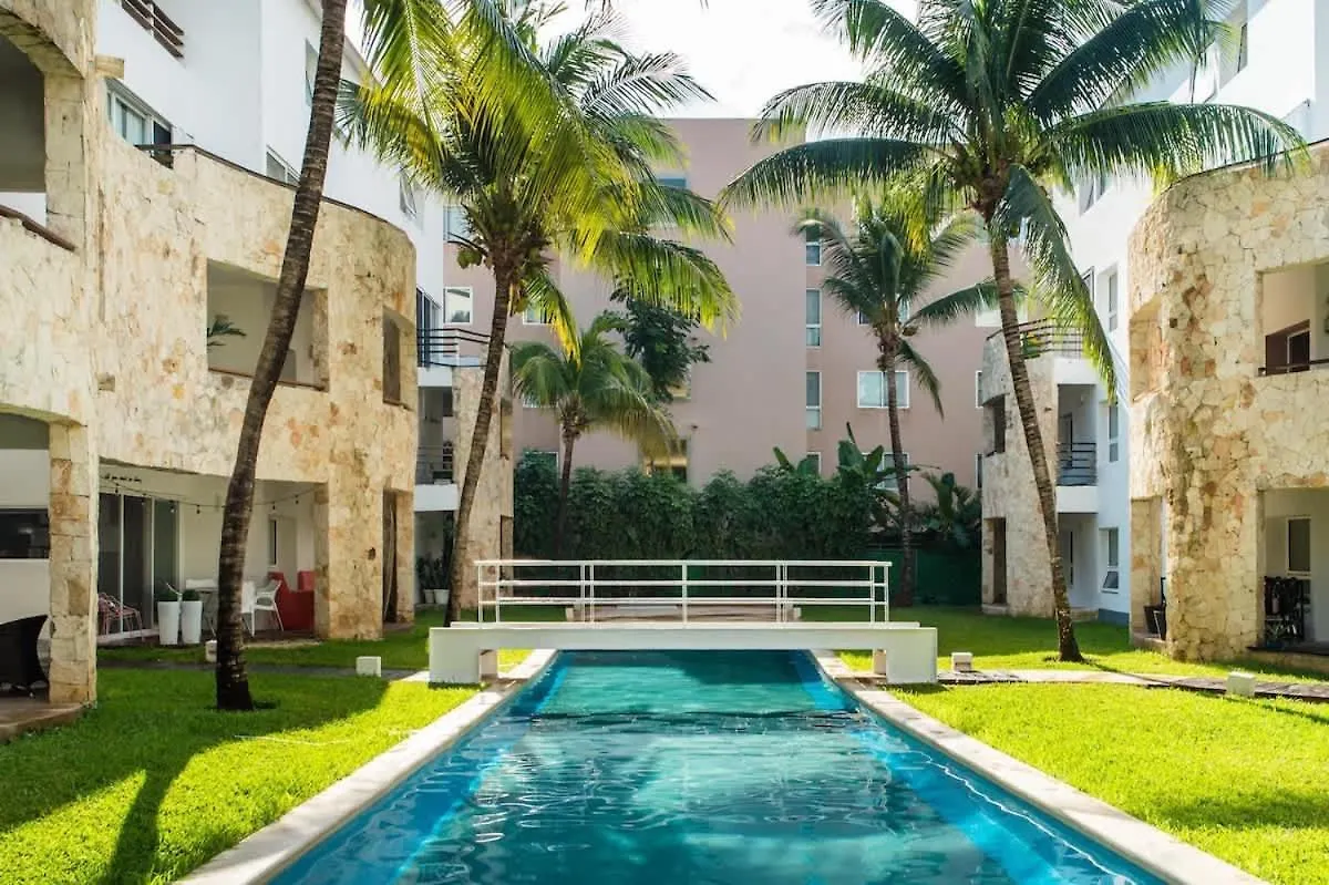 Chic Playa Retreat In Gated Community! Villa Playa del Carmen Holiday home